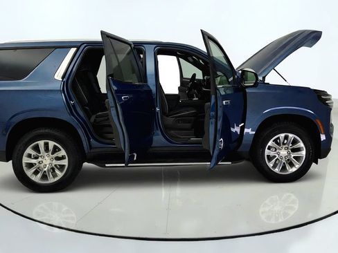 Certified 2025 Chevrolet Tahoe Premier RWD image 15