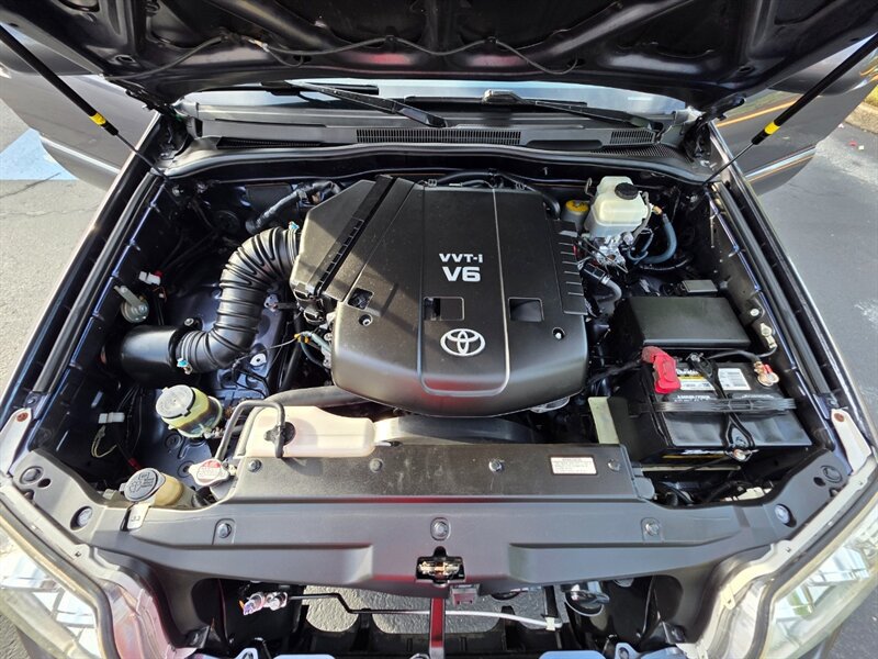 Used 2008 Toyota 4Runner Limited w/ Limited Extra Value Pkg 1 AWD/4WD image 31
