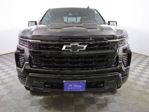 Used 2025 Chevrolet Silverado 1500 LT Trail Boss w/ LT Trail Boss Premium Package AWD/4WD image 4