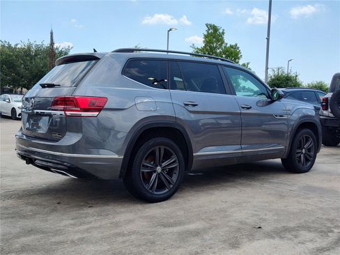 Used 2020 Volkswagen Atlas SE w/ Towing Package FWD image 9