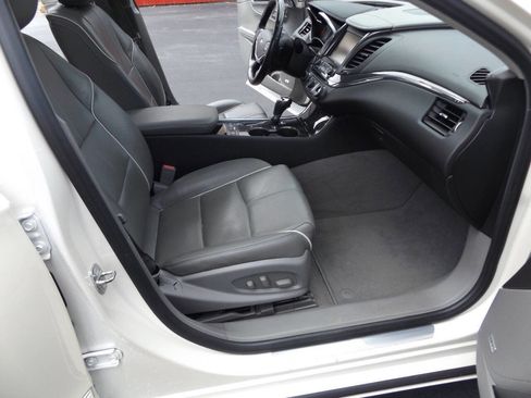 Used 2014 Chevrolet Impala LTZ image 21