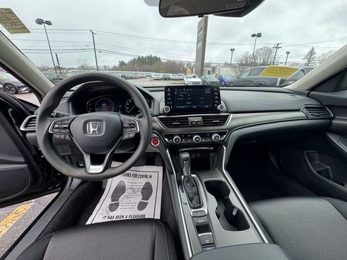 Used 2022 Honda Accord LX image 13