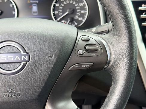 Used 2023 Nissan Murano SV FWD image 34