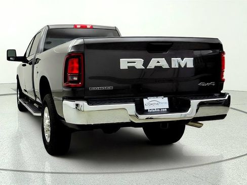 Used 2026 RAM 2500 Big Horn AWD/4WD image 6