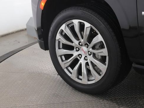 Used 2022 GMC Yukon Denali image 13