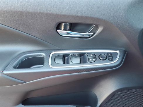 New 2025 Nissan Versa SR w/ Trunk Package image 14