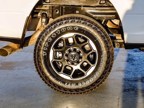 Used 2026 RAM 2500 Laramie AWD/4WD image 12