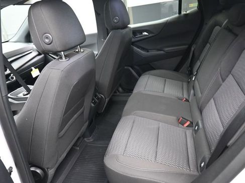 New 2026 Chevrolet Equinox LT w/ Safety and Technology Package FWD image 9