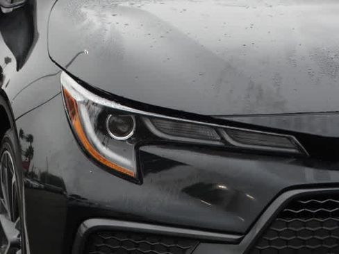 Certified 2022 Toyota Corolla SE image 5