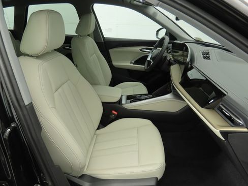 Certified 2025 Audi Q5 Premium Plus w/ Premium Plus AWD/4WD image 23