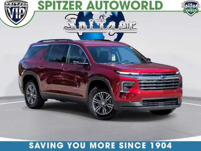 Used 2025 Chevrolet Traverse LT w/ Driver Confidence Package FWD image 1