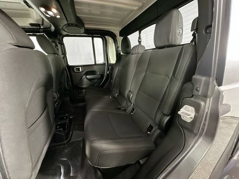 Used 2022 Jeep Gladiator Sport AWD/4WD image 26