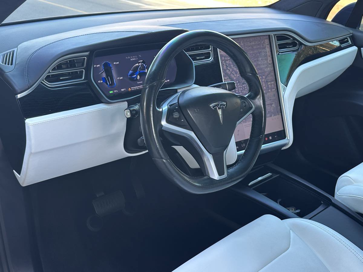 Used 2018 Tesla Model X 100D AWD/4WD image 31