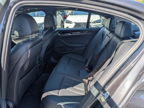 Used 2018 BMW 530i xDrive AWD/4WD image 15