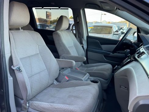 Used 2015 Honda Odyssey EX image 34