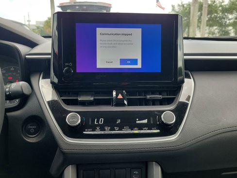 Used 2024 Toyota Corolla Cross SE image 26