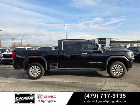 Used 2022 GMC Sierra 2500 Denali w/ Denali Ultimate Package AWD/4WD image 8
