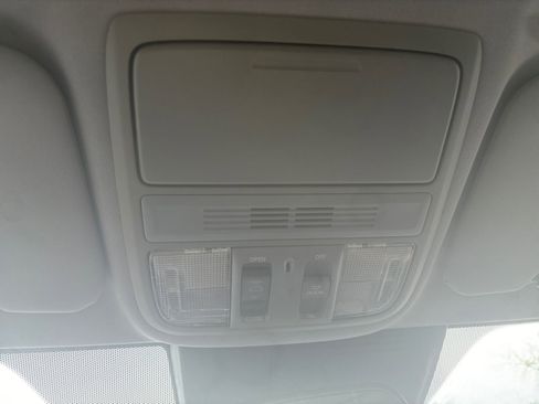 Used 2018 Honda CR-V EX image 29