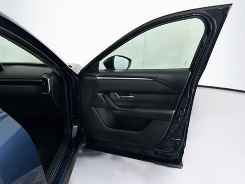 Used 2025 MAZDA CX-50 AWD 2.5 S w/ Preferred Package image 32