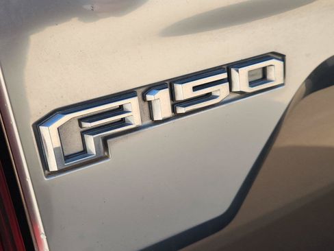 Used 2018 Ford F150 King Ranch w/ Equipment Group 601A Luxury AWD/4WD image 32