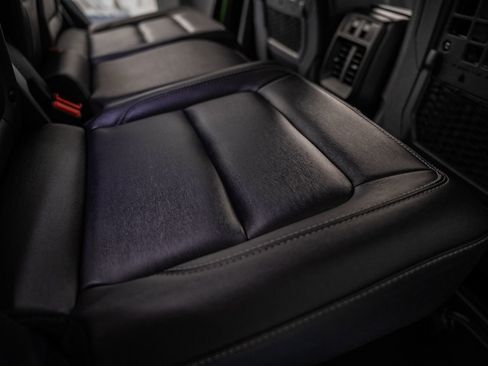 Used 2025 Ford Bronco Badlands image 37