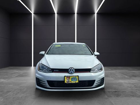 Used 2017 Volkswagen GTI S FWD image 2