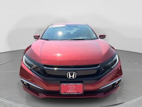 Used 2019 Honda Civic Touring image 9