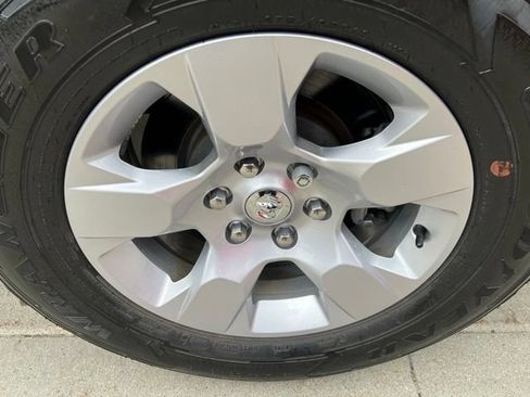 Used 2023 RAM 1500 Big Horn AWD/4WD image 10