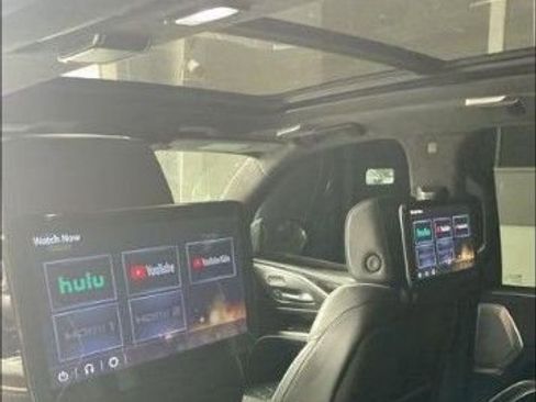 Used 2023 Cadillac Escalade V image 11