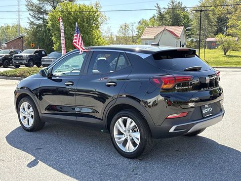 Used 2025 Buick Encore GX Preferred FWD image 8