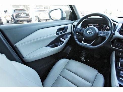 Certified 2023 Nissan Rogue SL w/ SL Premium Package image 6