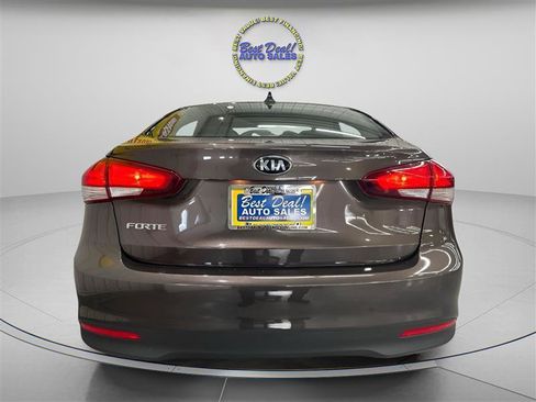 Used 2018 Kia Forte LX FWD image 4