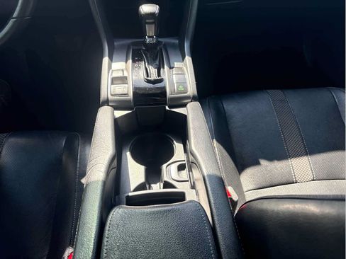 Used 2020 Honda Civic EX-L image 21