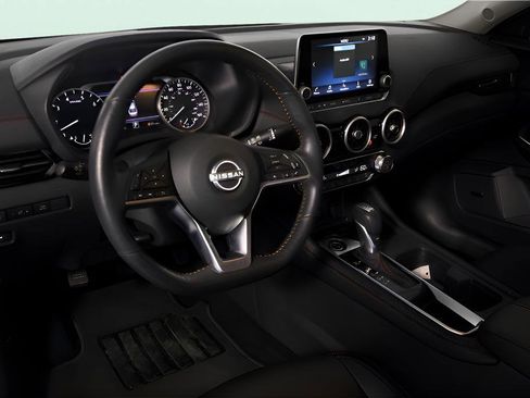 Used 2024 Nissan Sentra SR w/ SR Premium Package FWD image 27