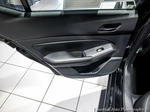 Used 2025 Nissan Altima 2.5 SV FWD image 24
