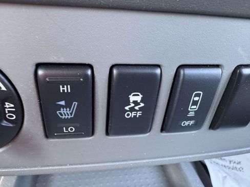 Used 2020 Nissan Frontier SV AWD/4WD image 35