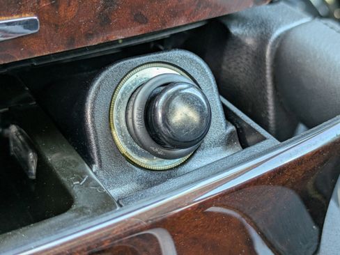 Used 2010 Mercedes-Benz ML 350 2WD image 31