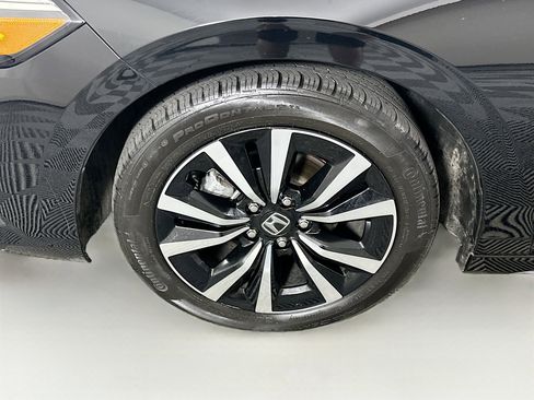 Used 2024 Honda Civic EX-L image 11