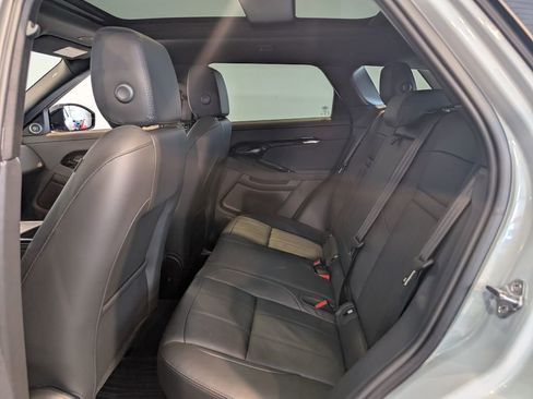 Used 2025 Land Rover Range Rover Evoque S image 24