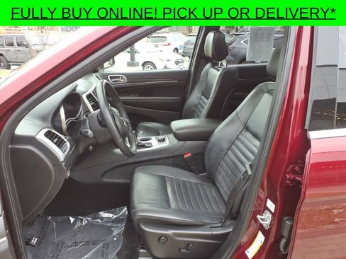 Used 2018 Jeep Grand Cherokee Limited image 27