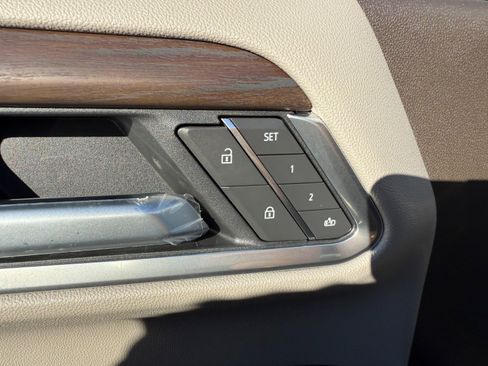 New 2026 GMC Sierra 2500 SLT w/ SLT Premium Package image 25