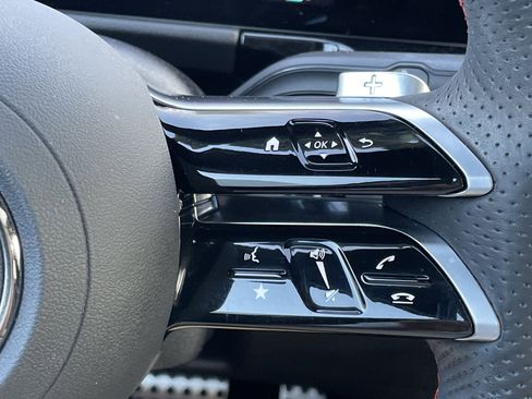 Certified 2025 Mercedes-Benz GLA 250 4MATIC image 27