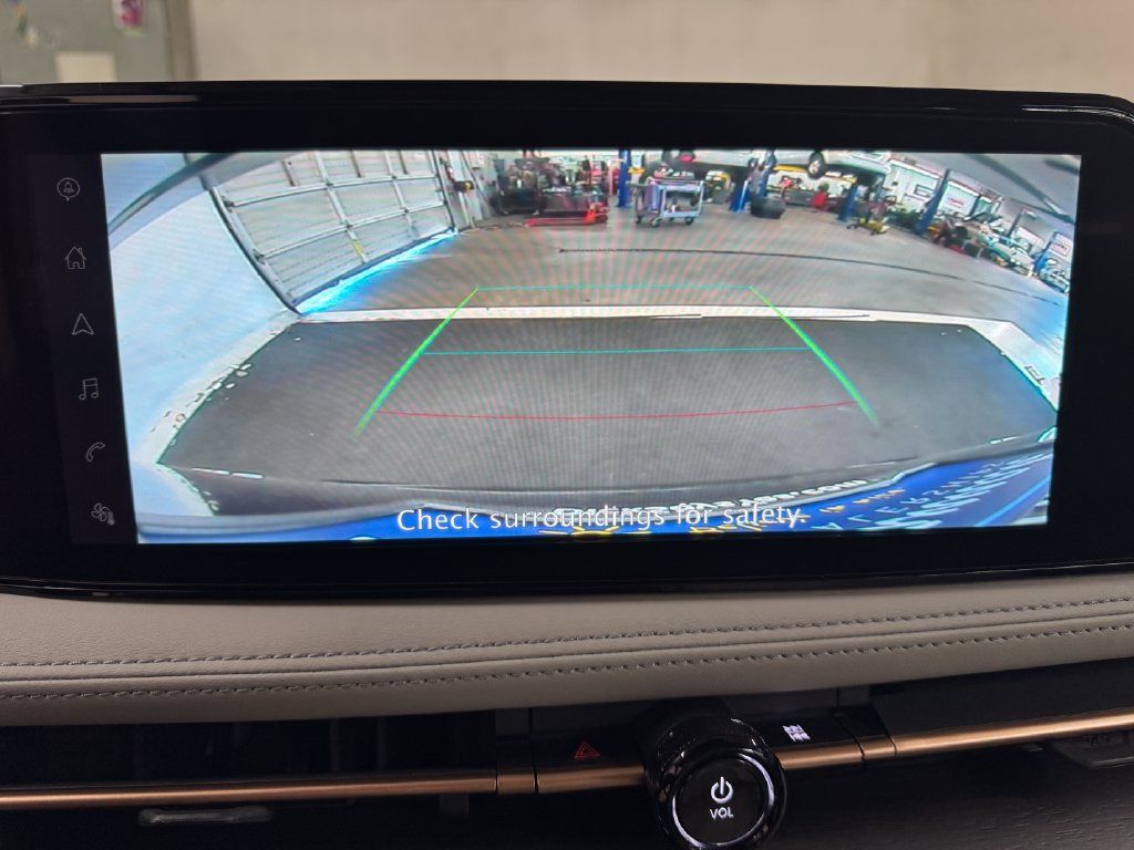 Used 2023 Nissan Ariya FWD image 21