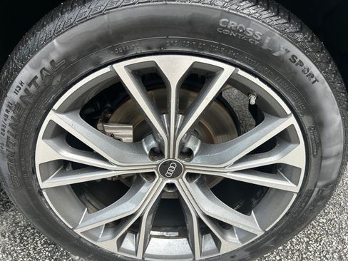 Certified 2023 Audi Q8 Premium Plus AWD/4WD image 22