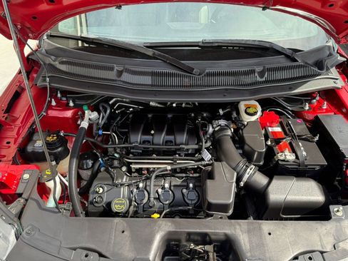 Used 2018 Ford Explorer XLT w/ Equipment Group 202A image 37