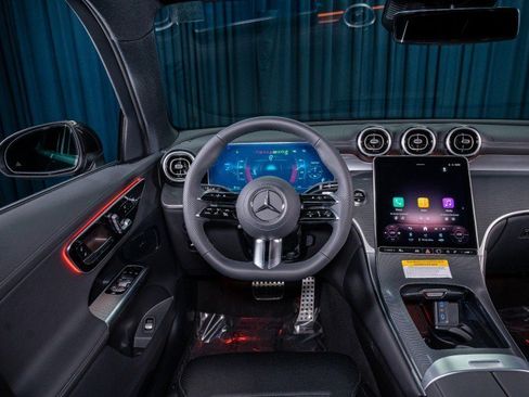 Certified 2026 Mercedes-Benz GLC 300 image 14