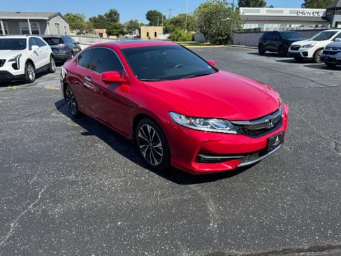 Used 2017 Honda Accord EX-L image 6