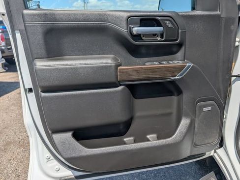 Used 2021 Chevrolet Silverado 1500 LT Trail Boss w/ Convenience Package II AWD/4WD image 13