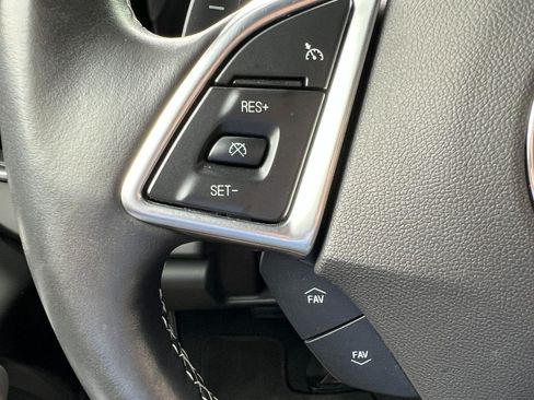Used 2018 Chevrolet Camaro LT w/ Technology Package RWD image 24