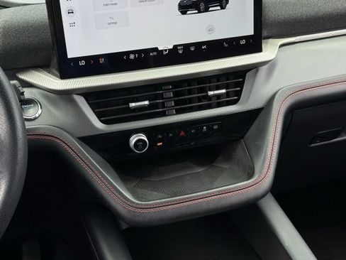 Certified 2025 Ford Explorer ST-Line AWD/4WD image 29